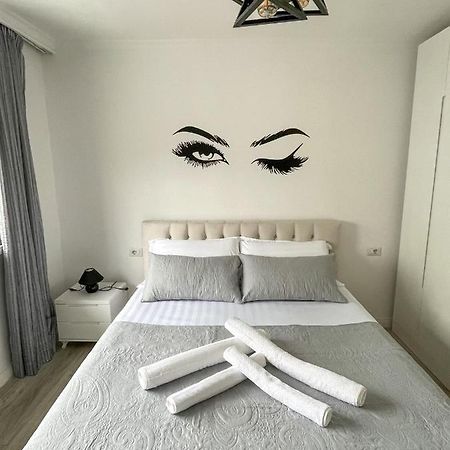 Centre View Apartment Tirana Exterior foto